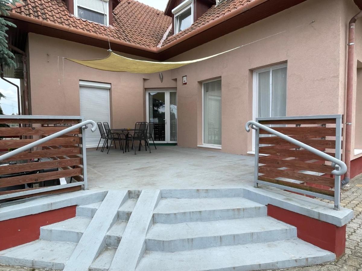 Sunshine Apartman Apartman Balatonboglár Kültér fotó