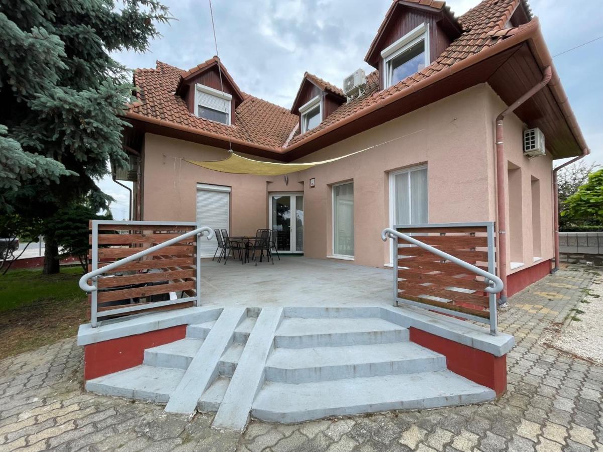 Sunshine Apartman Apartman Balatonboglár Kültér fotó